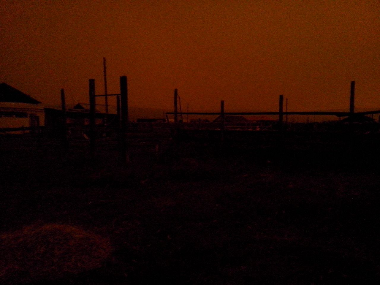 La misteriosa nube negra que «ha apagado el Sol» en Siberia durante