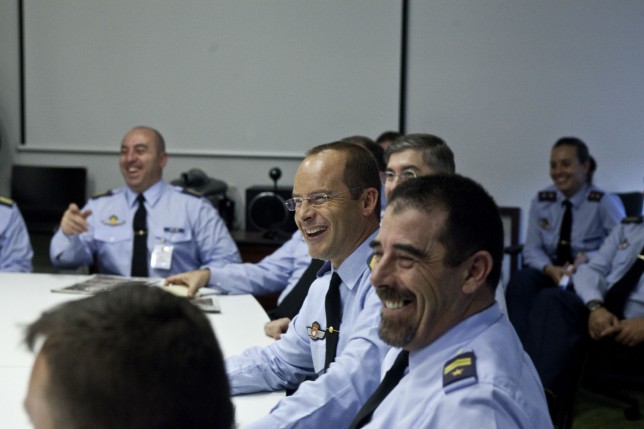 El curso de comunicación del Ejército del Aire visita la Casa de ABC