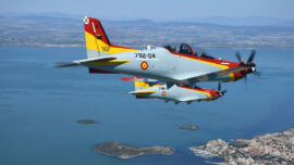 Ya vuela en la Academia General del Aire el Pilatus PC-21