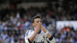 Özil, Balón de Oro